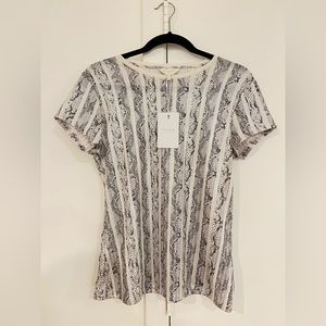 Ted Baker Silver snakeskin knit T Size: 3